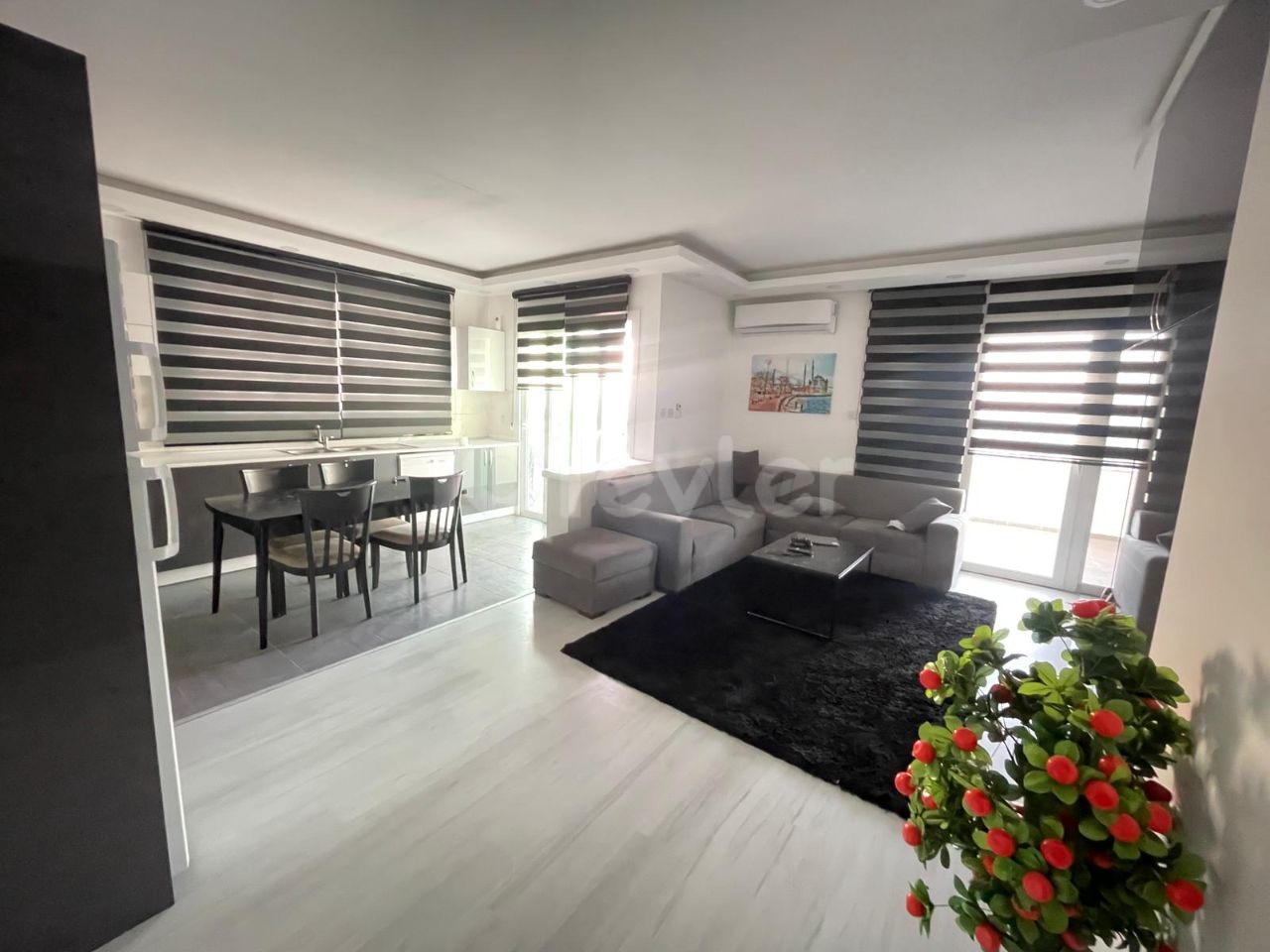 Flat For Sale in Girne Merkez, Kyrenia