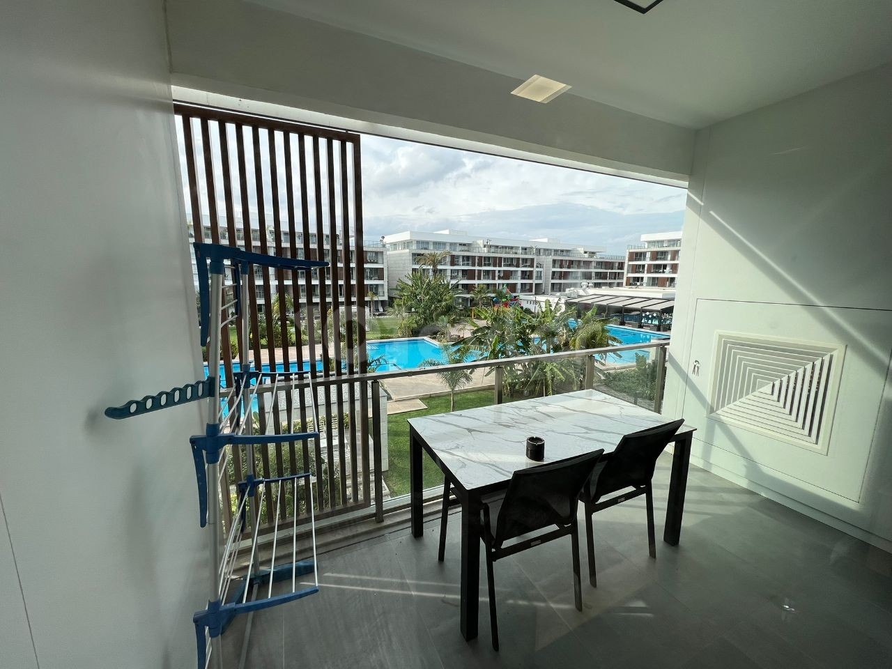 Flat For Sale in Long Beach, Iskele