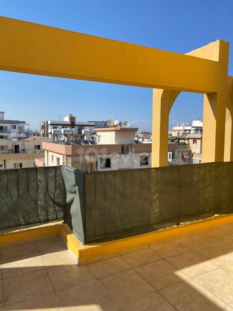 3+1 280m2 penthouse in a perfect location in the center of Famagusta