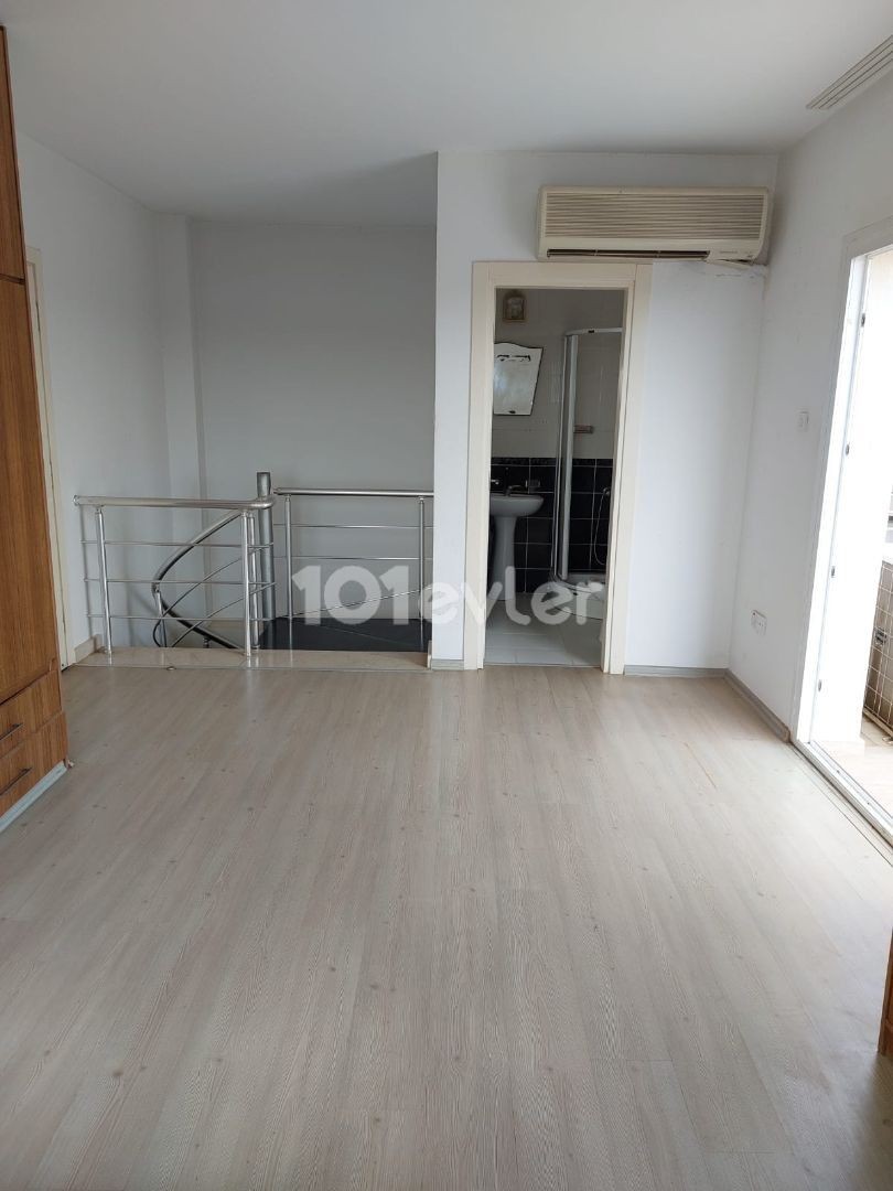 URGENT SALE!!!! WIDE TWO-STOREY 3+1 PENTHOUSE SUITABLE FOR FAMILY LIFE NEAR EMU