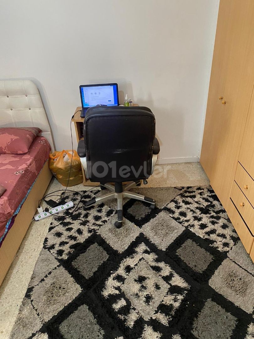 CLOSE TO SALAMIS STREET, FULLY FURNISHED, ULTRA WIDELY SUITABLE FOR FAMILY LIFE 3+1 FLAT