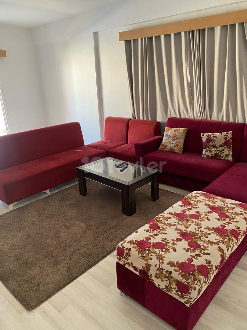 CLOSE TO SALAMIS STREET, FULLY FURNISHED, ULTRA WIDELY SUITABLE FOR FAMILY LIFE 3+1 FLAT