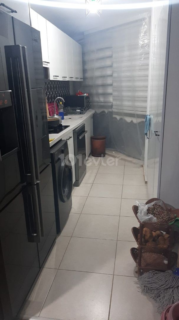 2+1 APARTMENT CLOSE TO UNIVERSITIES IN EXCELLENT LOCATION IN THE CENTER OF FAMAGUSTA