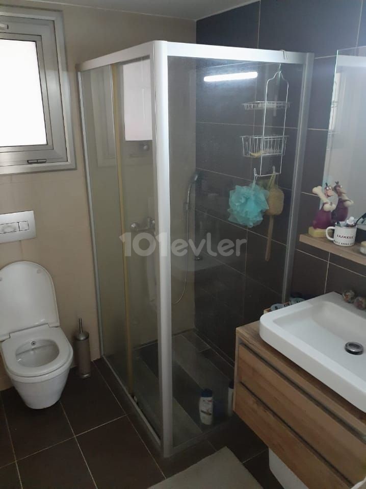 Apartment 2+1 in the center of Girne Emtan Tower with sea view