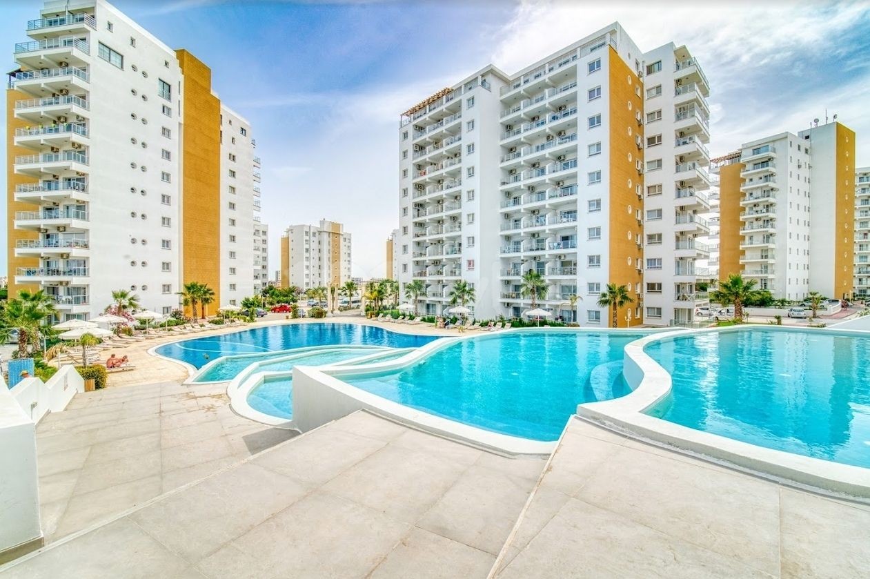 Apartment 1+1 with a sea view in Caesar Resort