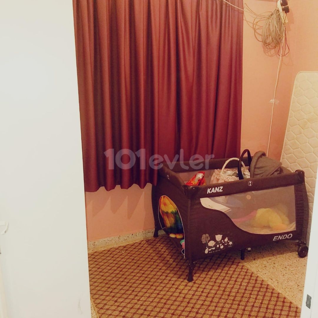 GAZİMAĞUSA BAYKAL BÖLGESİ SATILIK 3+1 DAİRE 