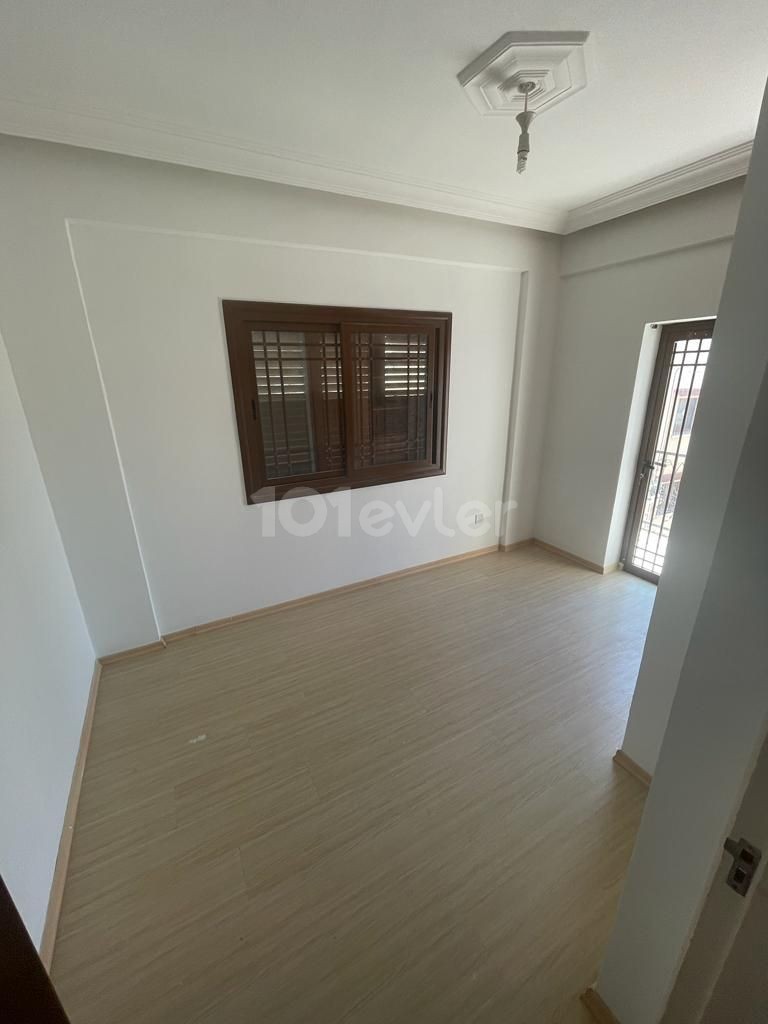 Girne Merkezde Satılık Penthouse 3+1