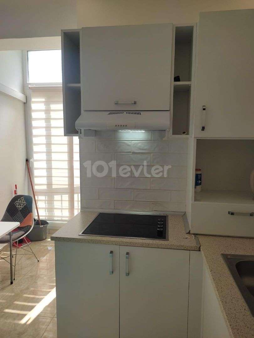 Studio Flat For Sale in Aşağı Girne, Kyrenia