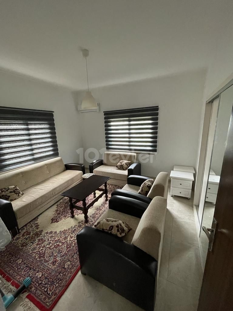 Detached House To Rent in Yukarı Girne, Kyrenia