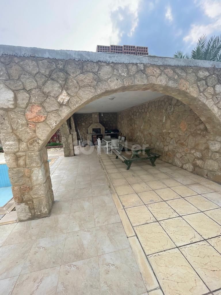 Villa To Rent in Çatalköy, Kyrenia