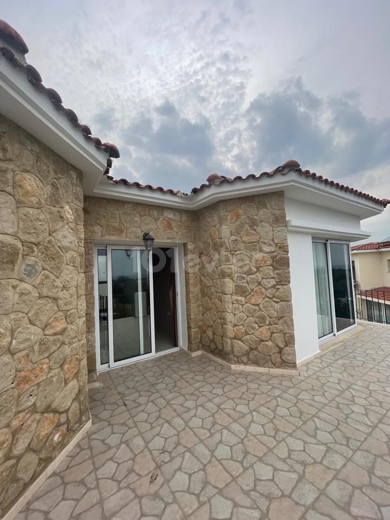 Villa To Rent in Çatalköy, Kyrenia