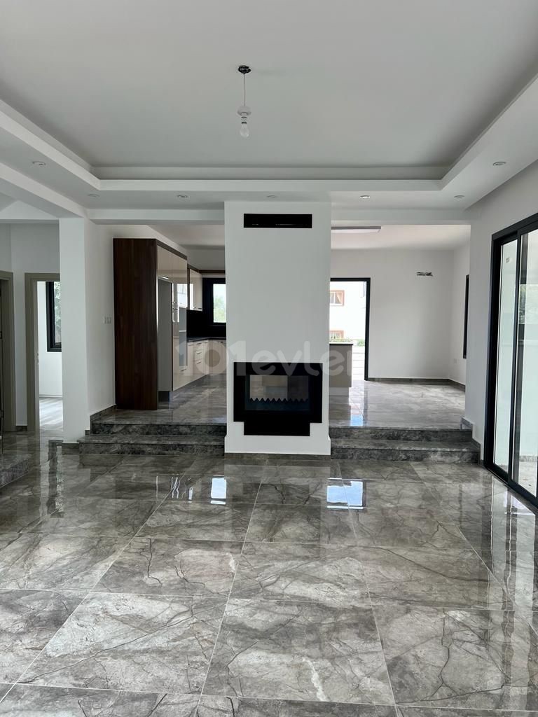 NEW LUXURY DETACHED VILLA IN ÇATALKOY