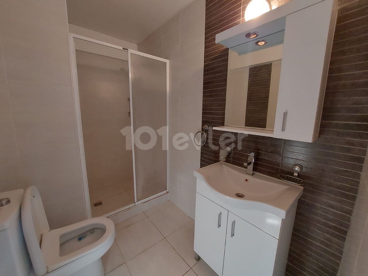 GİRNE MERKEZDE ÖZEL PENTHOUSE DAİRE