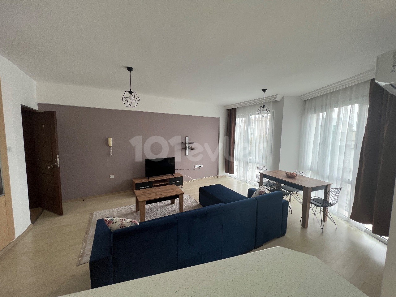 GİRNE MERKEZDE FUL EŞYALI 2+1 DAİRE