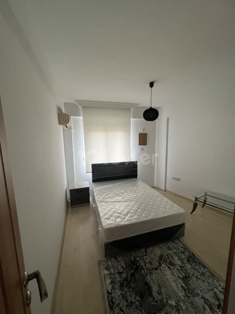 GİRNE MERKEZDE FUL EŞYALI 2+1 DAİRE