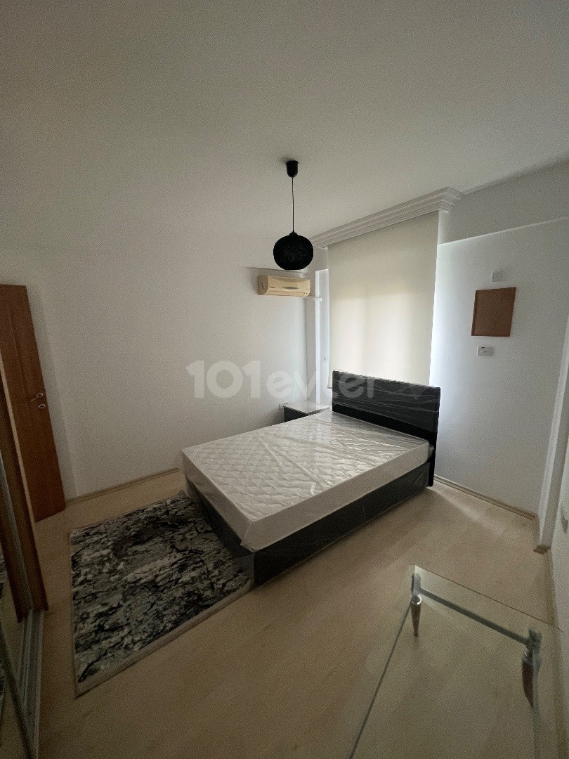 GİRNE MERKEZDE FUL EŞYALI 2+1 DAİRE