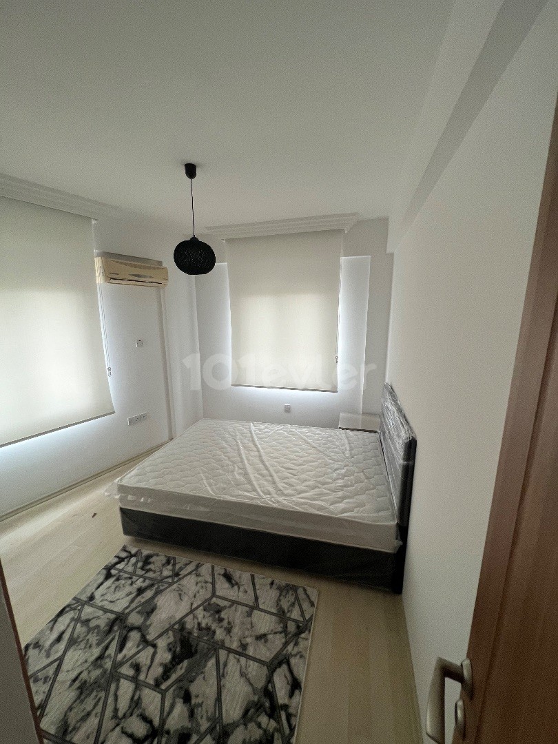 GİRNE MERKEZDE FUL EŞYALI 2+1 DAİRE