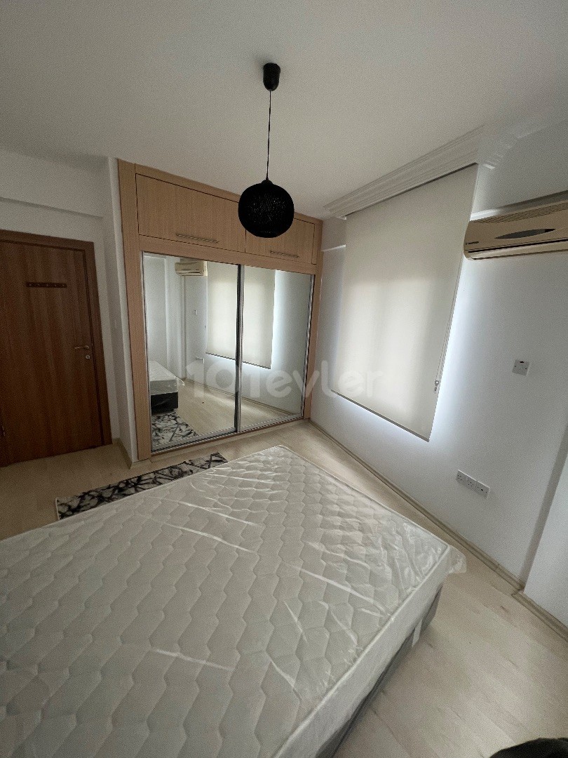 GİRNE MERKEZDE FUL EŞYALI 2+1 DAİRE