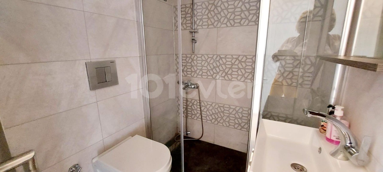 GİRNE MERKEZLE 2+1 SATILIK DAİRE 