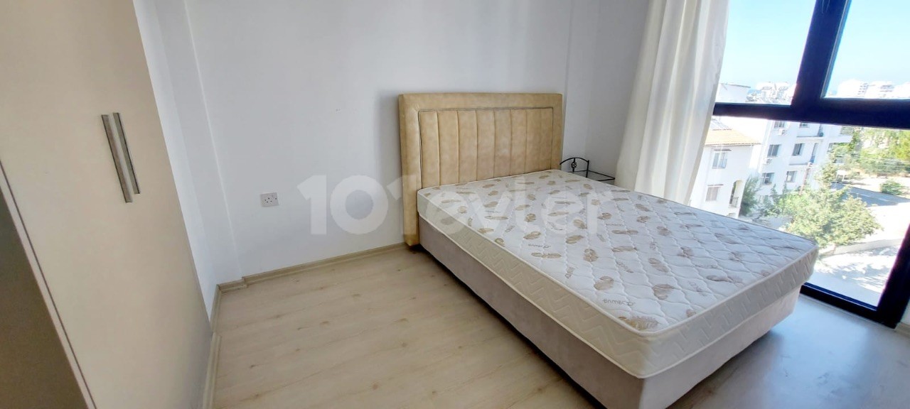 GİRNE MERKEZLE 2+1 SATILIK DAİRE 