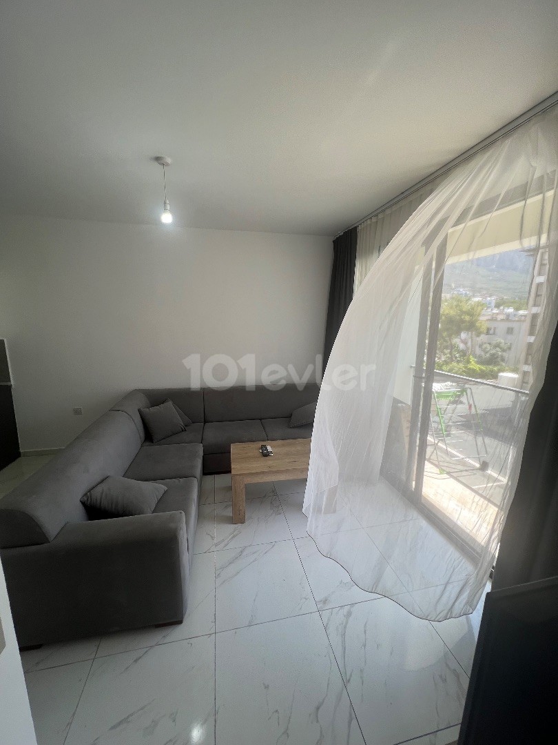 SPACIOUS 2+1 FLAT FOR RENT IN THE CENTER OF KYRENIA