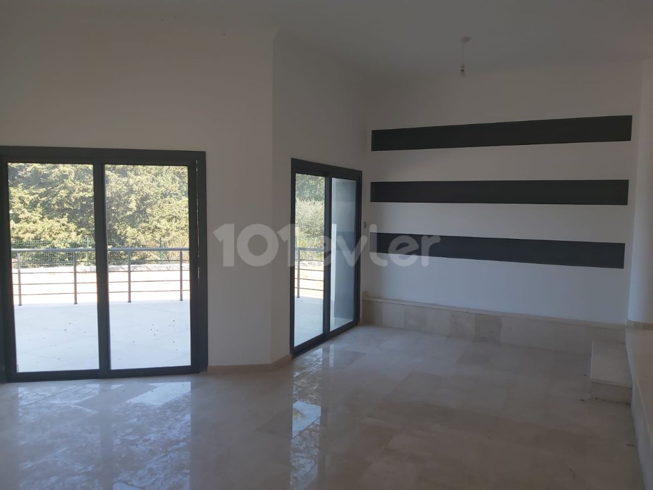 Villa 4+1 For Sale in Alsancak