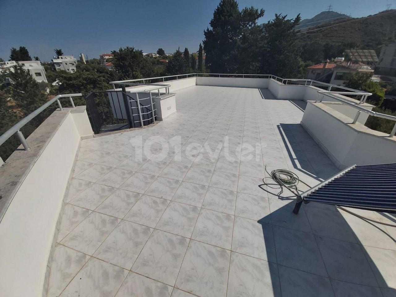 Alsancak' ta Satılık Villa 4+1