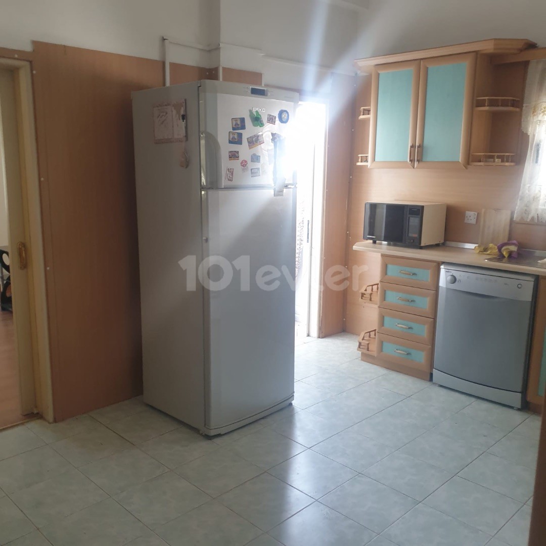 KYRENIA 2+1 For Rent Karaoglanoglu