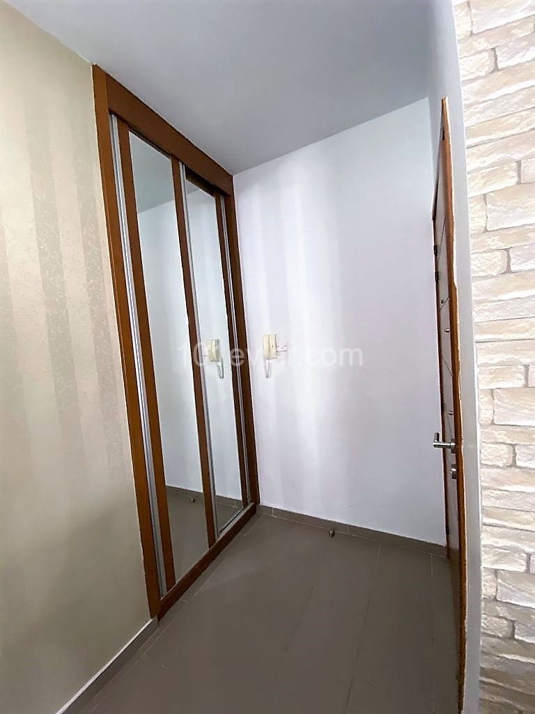 Lefkoşa Kızılbaş Satılık 3+2 Daire