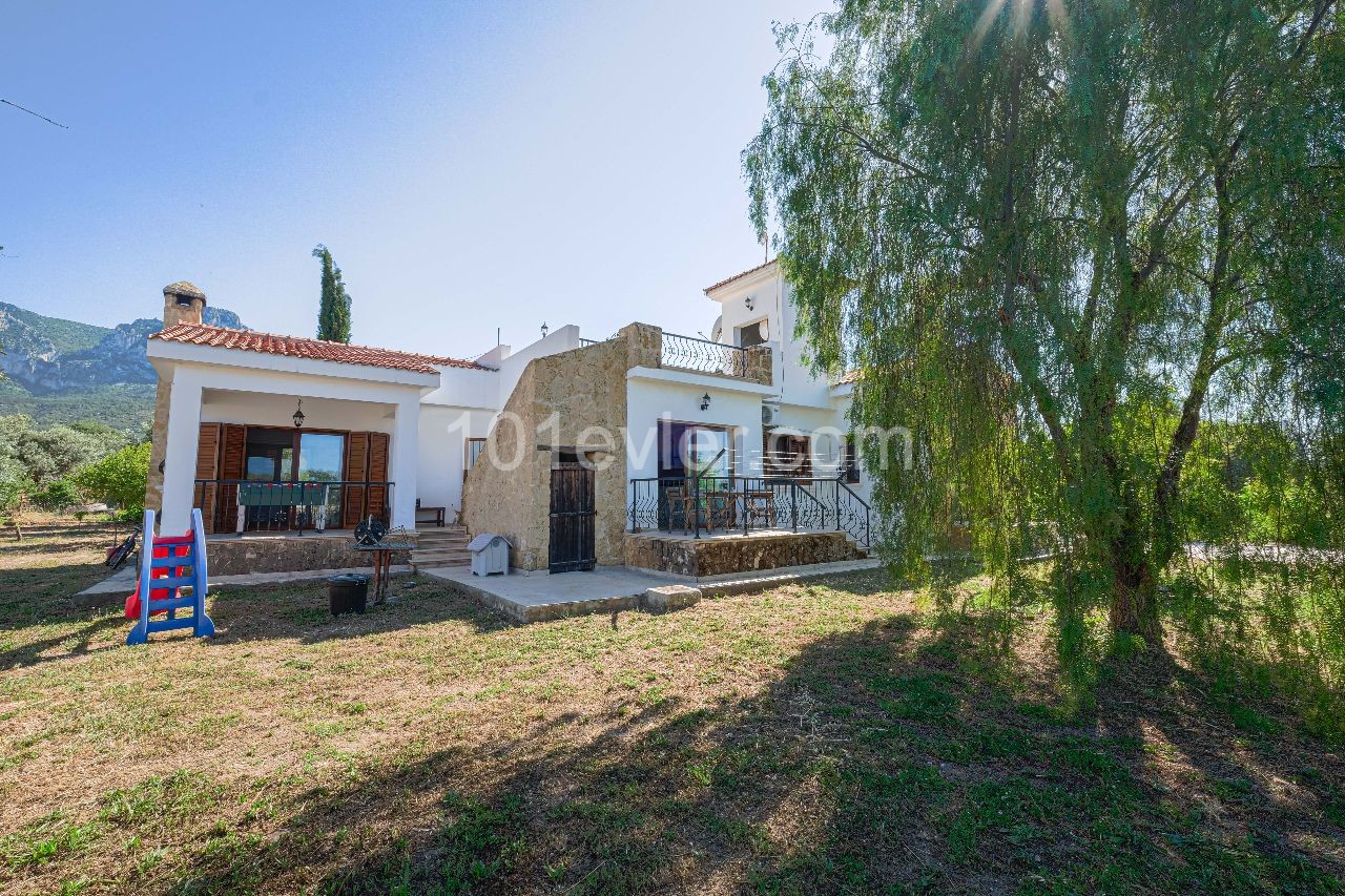 Villa For Sale in Zeytinlik, Kyrenia