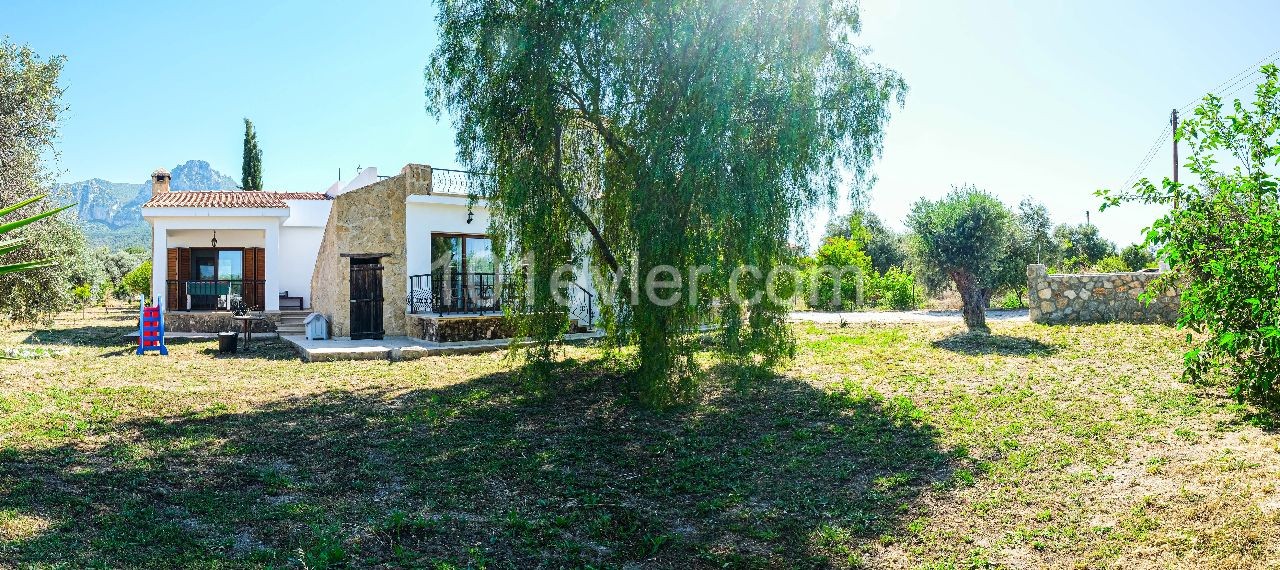 Villa For Sale in Zeytinlik, Kyrenia