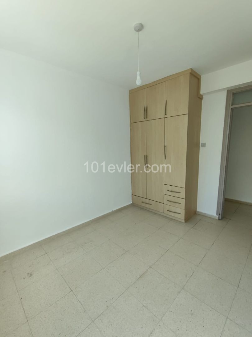 3+1 Wohnung Zu Verkaufen In Nikosia Kermiya ** 