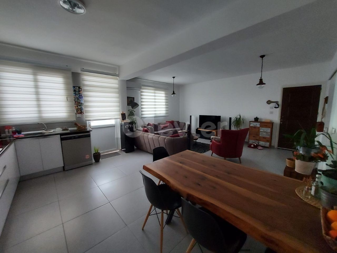 3+1 terraced apartment for sale in Hamitkoy ** 