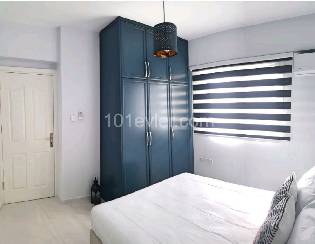 2+1 FLAT FOR SALE İN KYRENİA CİTY CENTER