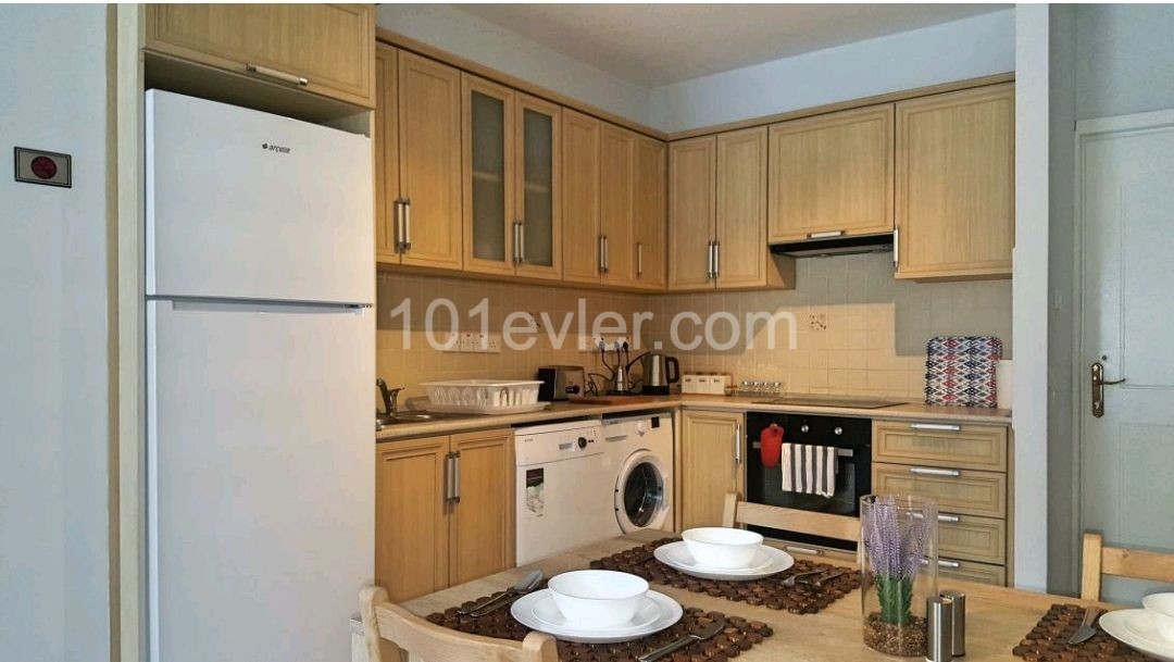 2+1 FLAT FOR SALE İN KYRENİA CİTY CENTER