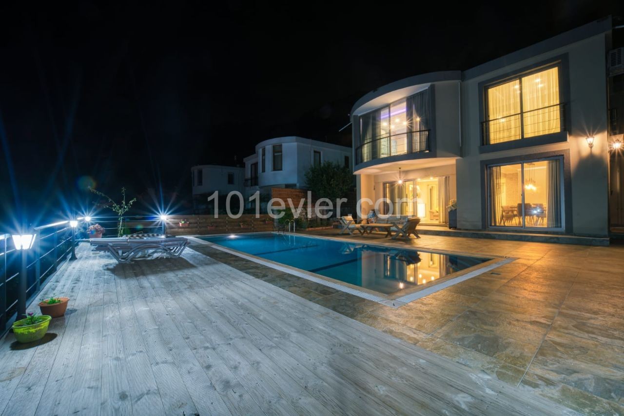 Villa To Rent in Bellapais, Kyrenia