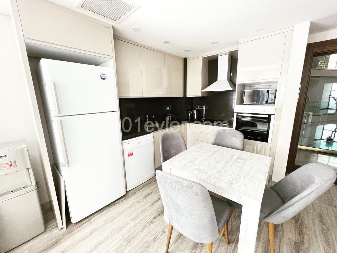 Flat To Rent in Girne Merkez, Kyrenia