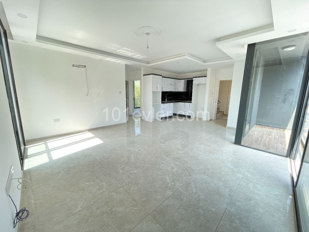 Flat For Sale in Alsancak, Kyrenia