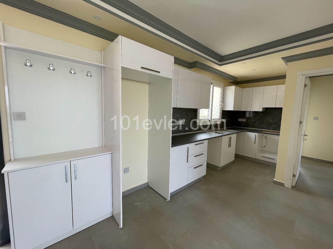 2+1 APARTMENT FOR SALE IN ALSANCAK DISTRICT OF KYRENIA, CYPRUS ** 