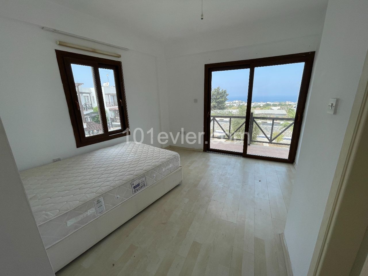 3 + 1 VILLA ZUM VERKAUF IN KYRENIA ALSANCAK ** 