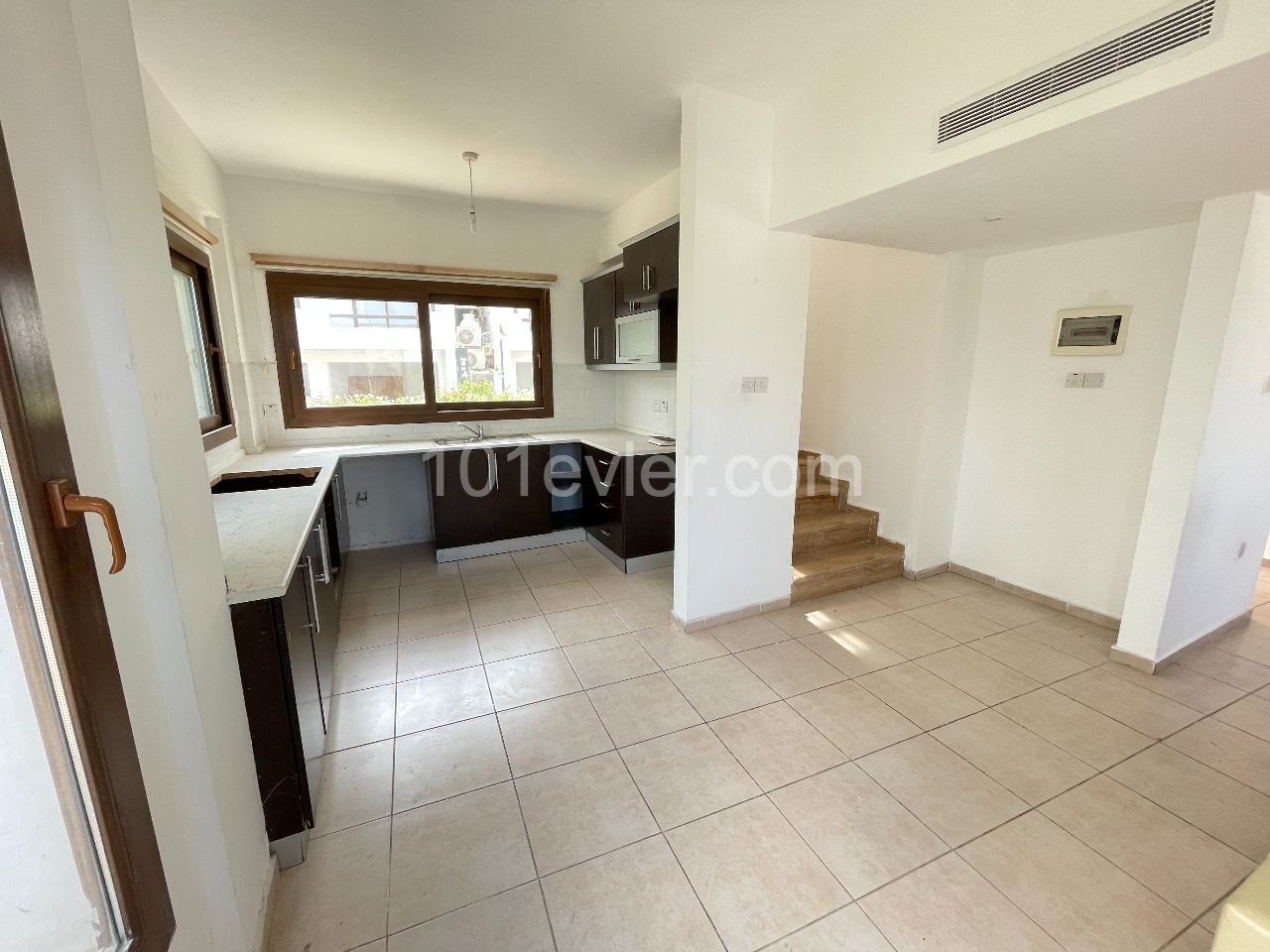 3 + 1 VILLA ZUM VERKAUF IN KYRENIA ALSANCAK ** 