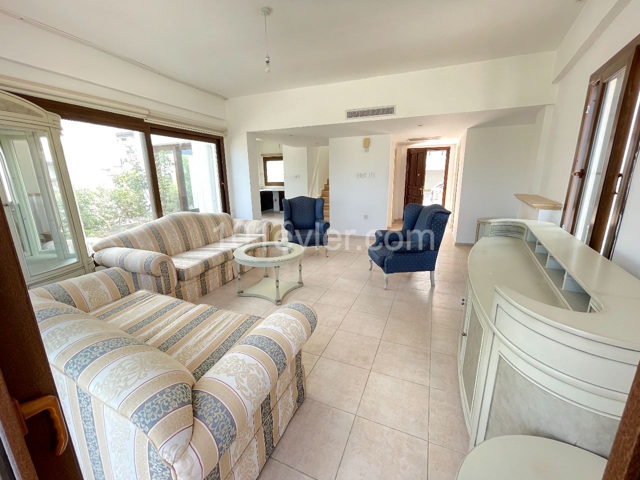 3 + 1 VILLA ZUM VERKAUF IN KYRENIA ALSANCAK ** 