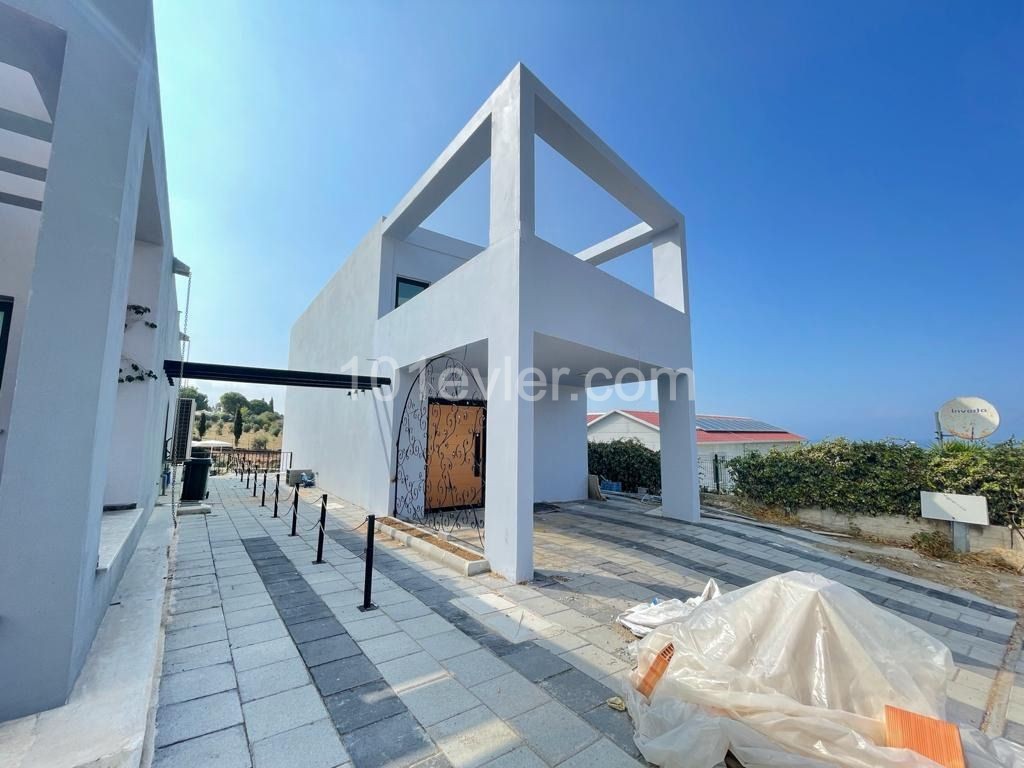 3+1 VILLAS FOR SALE IN THE KIBRIS KYRENIA ÇATALKÖY REGION ** 