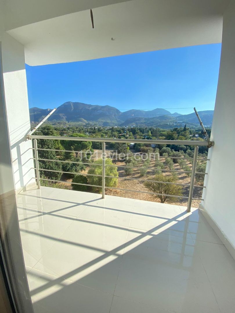 3+1 FLAT FOR SALE IN CYPRUS GIRNE CENTER ** 