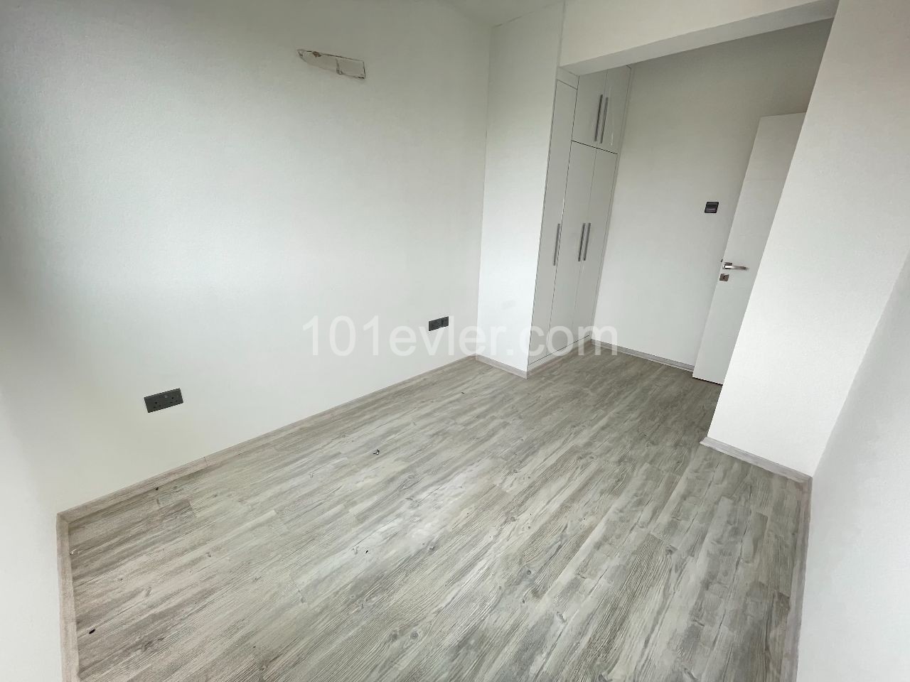 5 + 1 TRIPLEX VILLA ZUM VERKAUF IN ZYPERN KYRENIA OZANKÖY ** 