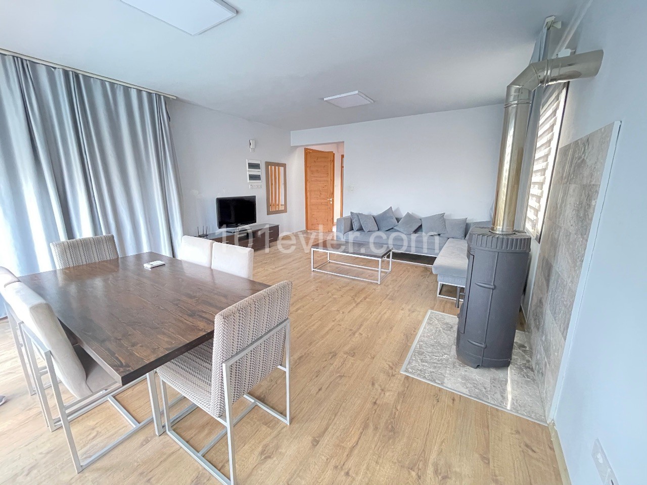 Villa To Rent in Çatalköy, Kyrenia