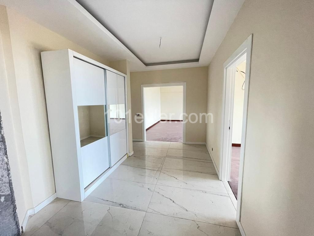 3+1 FLAT FOR SALE IN CYPRUS GIRNE CENTER ** 