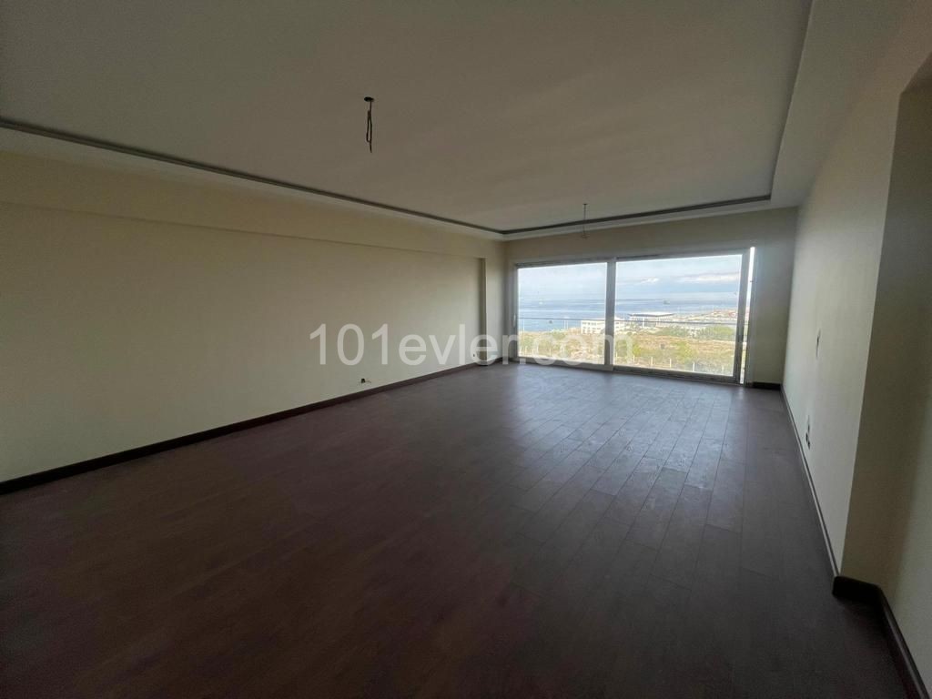 3+1 FLAT FOR SALE IN CYPRUS GIRNE CENTER ** 