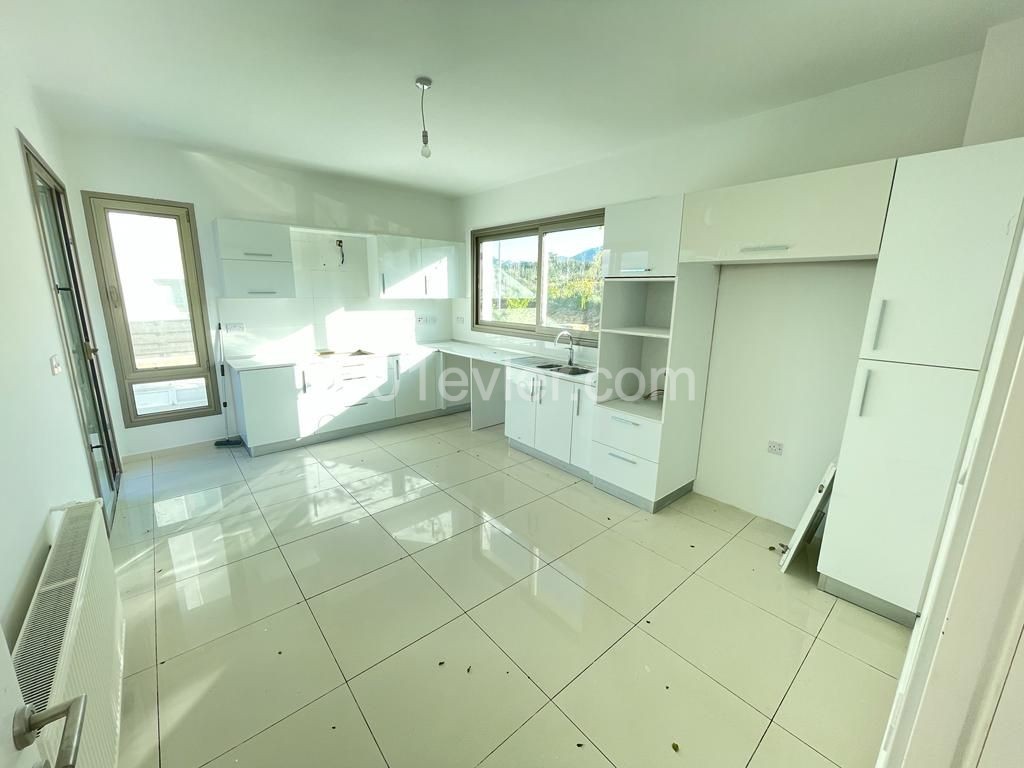 Villa For Sale in Çatalköy, Kyrenia