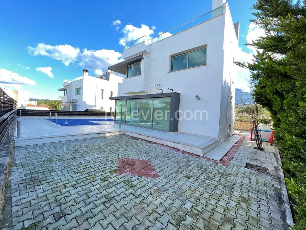 Villa For Sale in Çatalköy, Kyrenia